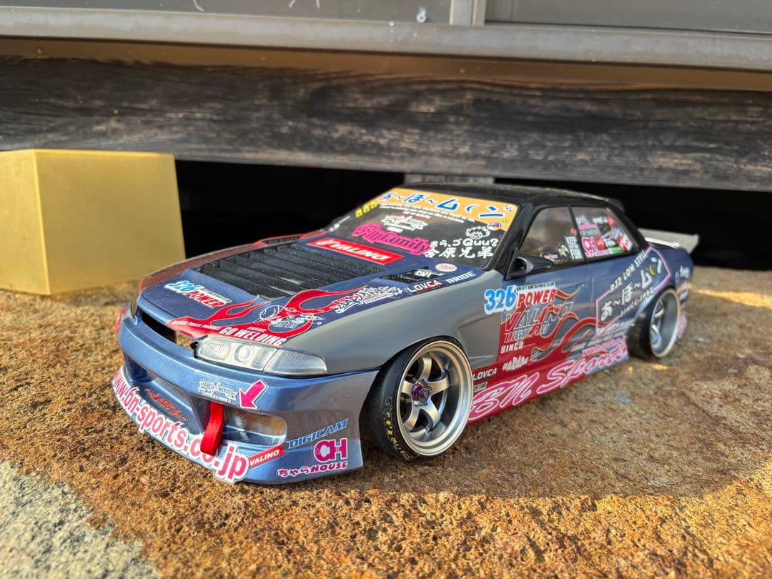 パンドラ　HCR32 スカイライン 4Dr あ〜ぼ〜ムーン仕様