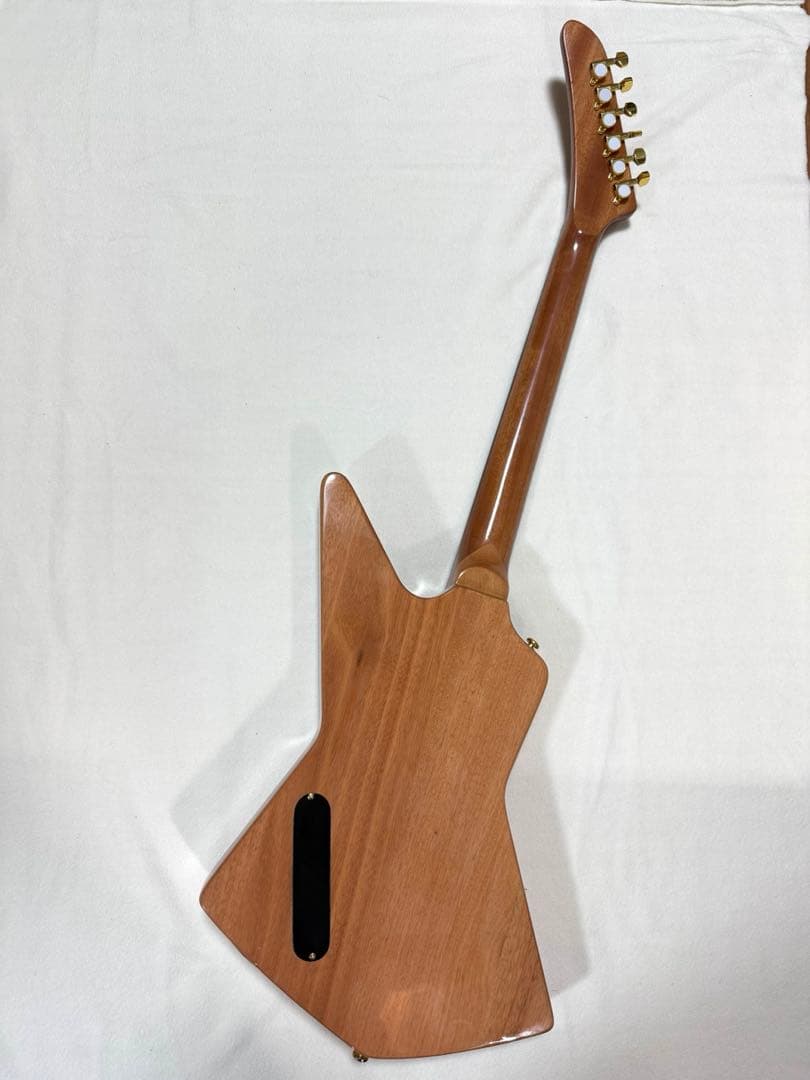 自作 変形ボディ　エレキギター EXPLORER TYPE NATURAL