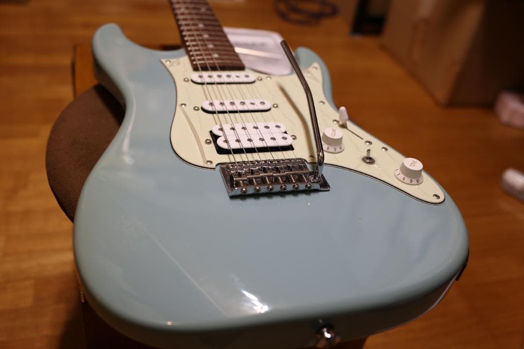 ギター Ibanez AZ Essentials AZES40 PRB