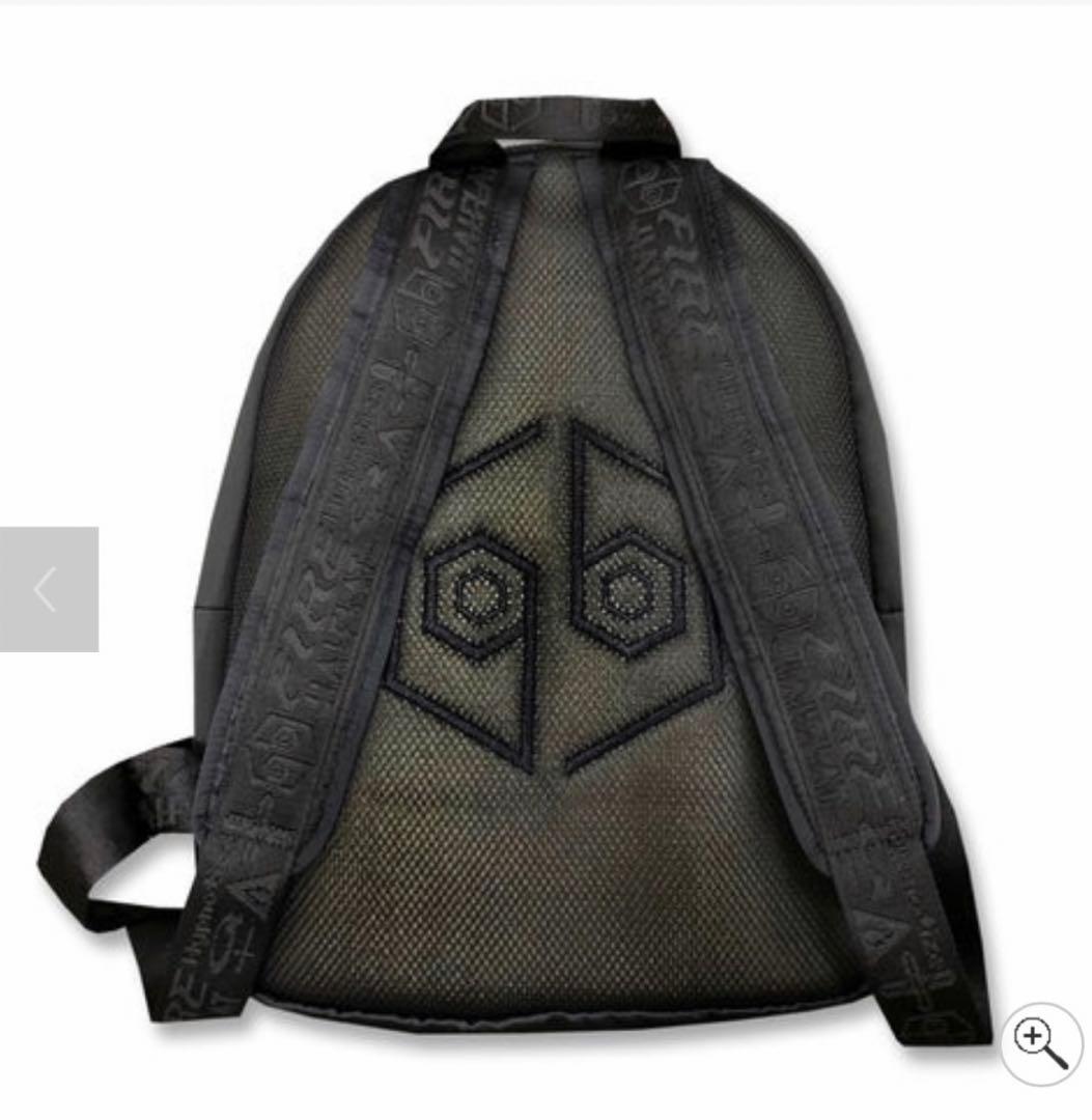 女王蜂　リュック　バックパック