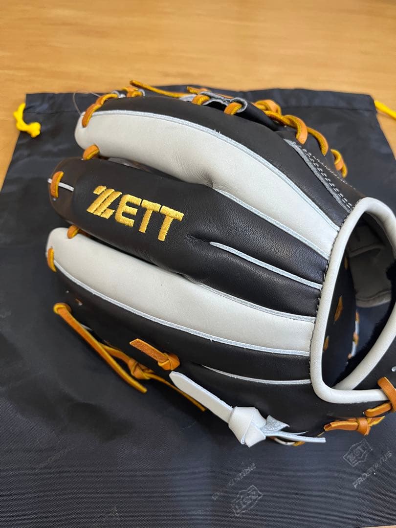ZETT プロステイタス内野軟式グローブ