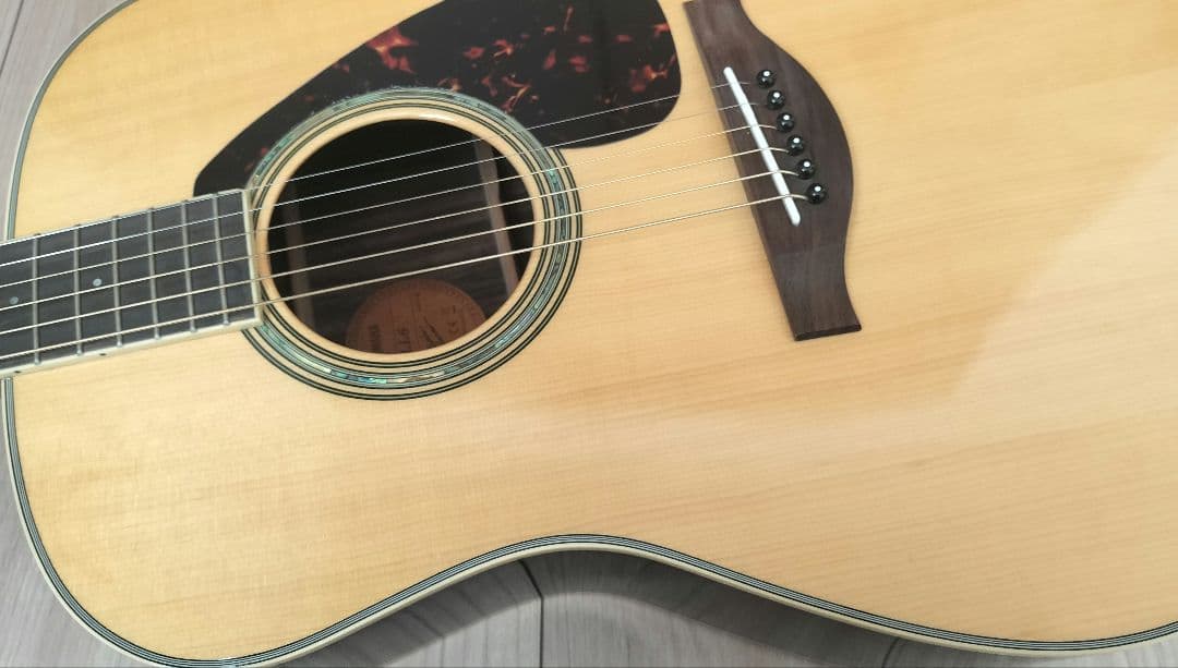 【美品】YAMAHA LL6 アコースティックギター　ソフトケース付き