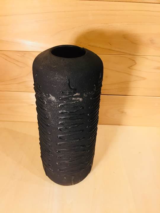 花瓶 黒 壺 つぼ