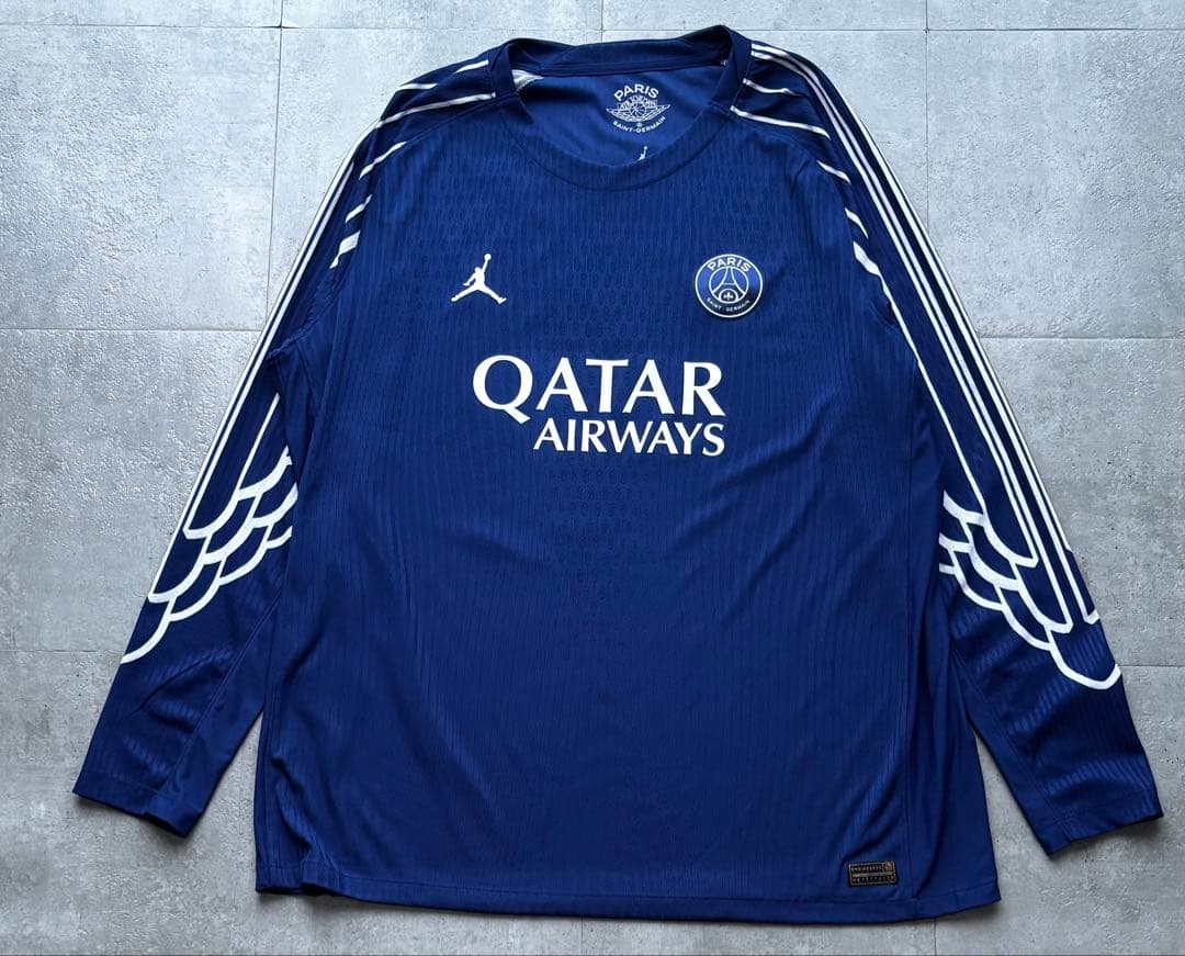 グヴァラツへリア　PSG ジョーダン　4th オーセンティックユニフォーム