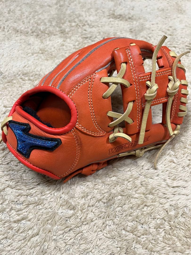 少年　園児から１年生くらい　ミズノ ウィルドライブ 軟式グローブ オレンジ