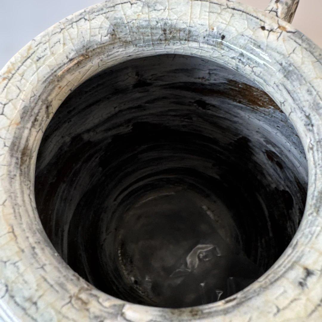 韓国　古美術　灰色と黒の模様の陶芸の壺