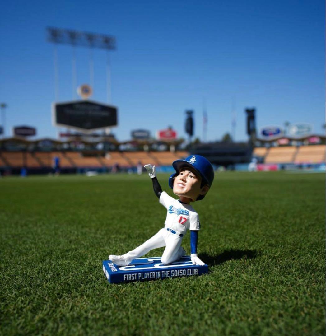 ラスト1点　大谷翔平 球場配布 ドジャース 50/50ボブルヘッド