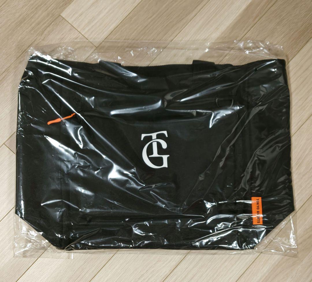 【新品】2025年読売ジャイアンツ　ファンクラブ限定　 立体ポケットトートバッグ