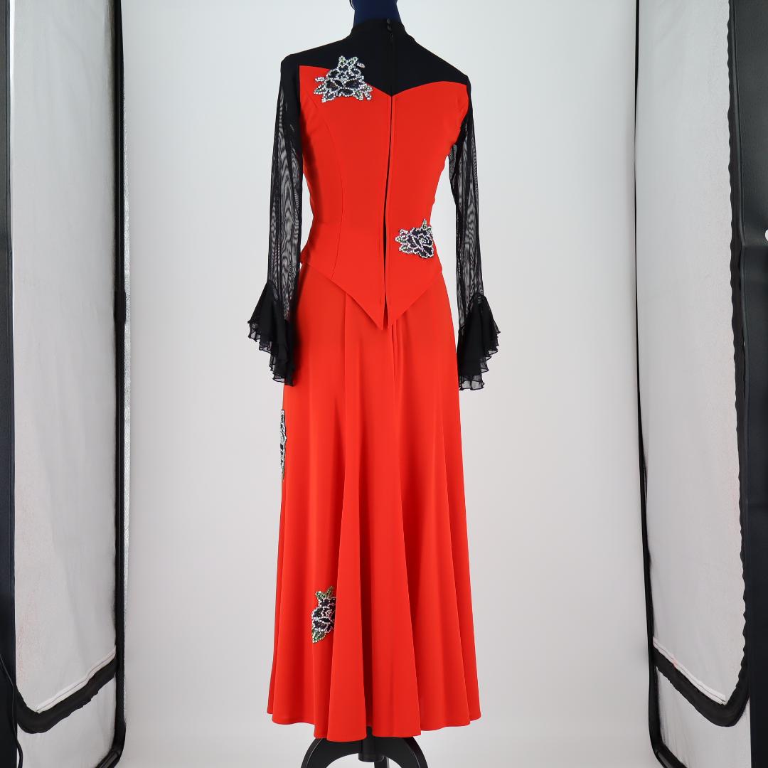 【美品社交ダンス衣装】豪華ラインストーン花装飾 サンヨシムラ ブラウス スカート