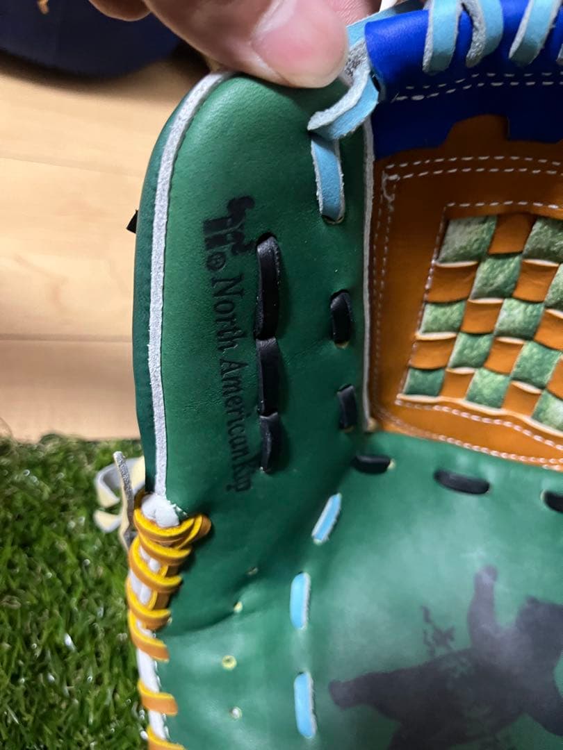 新品未使用！【DLスポーツ　限定レイボーシリーズグラブ】