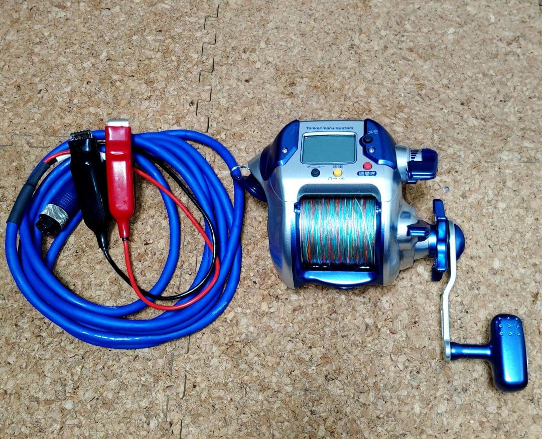 シマノ 電動リール 電動丸 3000H 新品並みの超超超美品です。