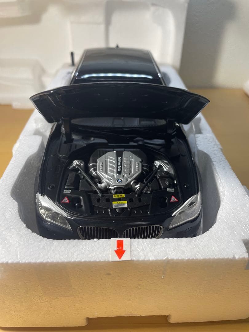 京商 1/18  アクティブ ハイブリッド 7 (F04) ブラック