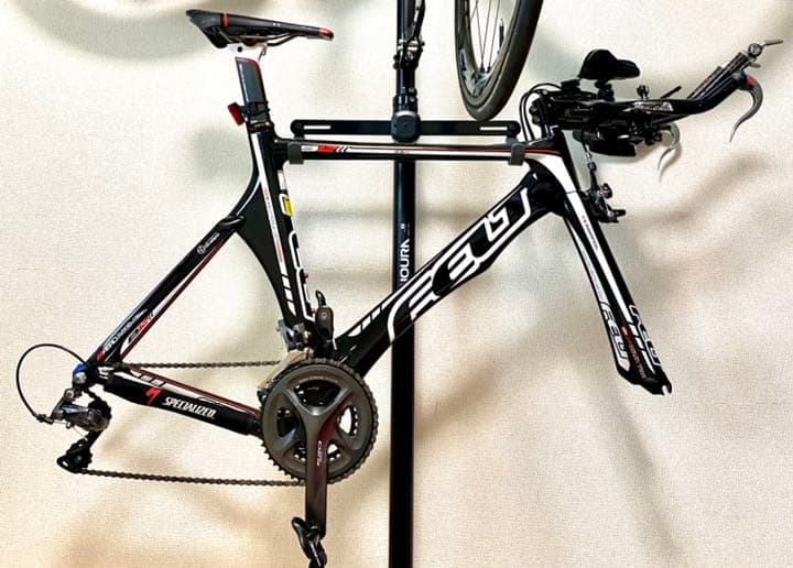 TTバイク　FELT フルカーボントライアスロンバイク　フレームセット