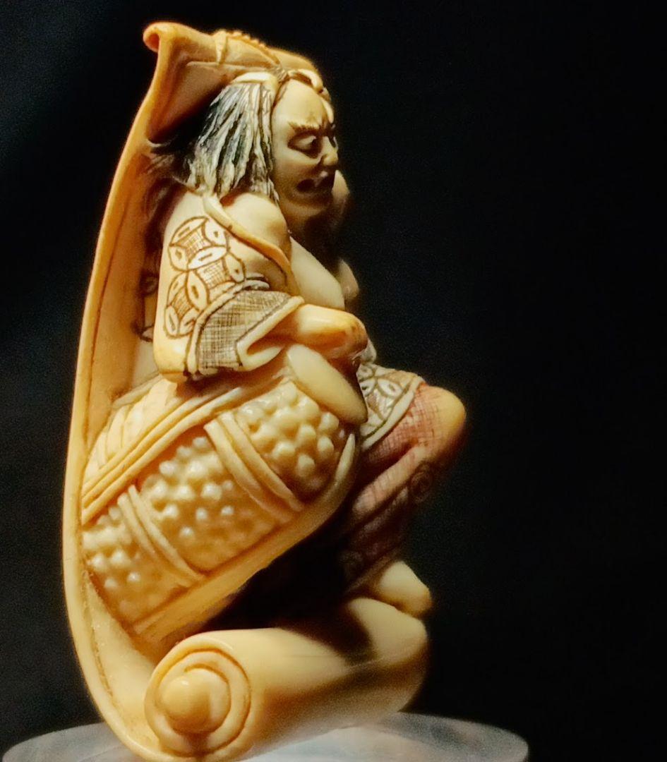 蕉雨 在銘 根付「日本画掛軸から飛び出す 鬼と釣り鐘の図 期間限定値下