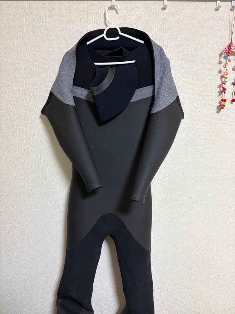 ウェットスーツ フルスーツ 黒/グレー 赤/黒