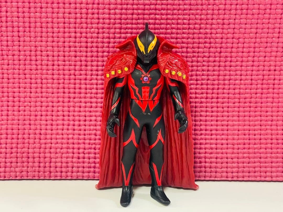 ❁在庫一掃SALE❁ 怪獣シリーズ61体＋おまけ1体付き　ソフビ　まとめ売り