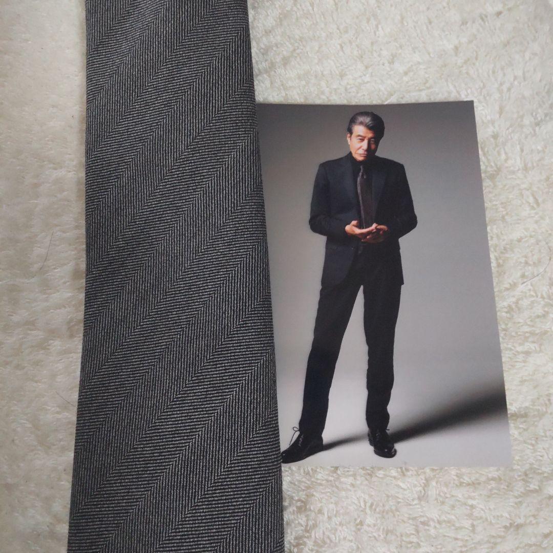 舘ひろし帰ってきたあぶない刑事ネクタイ