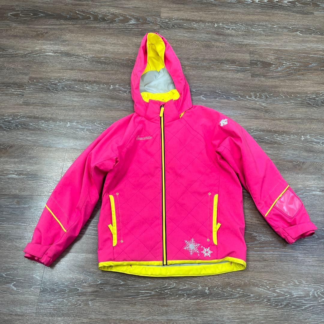 デサント　セットアップ　上下　スキーウェア　150 女の子