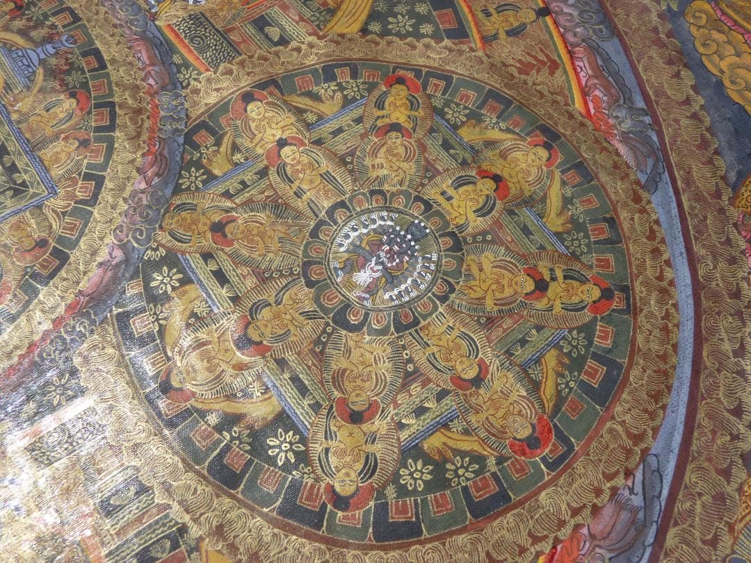 大サイズ　希少　肉筆　タンカ　チベット　黒兼彩　金彩　まくり　※説明必読願います