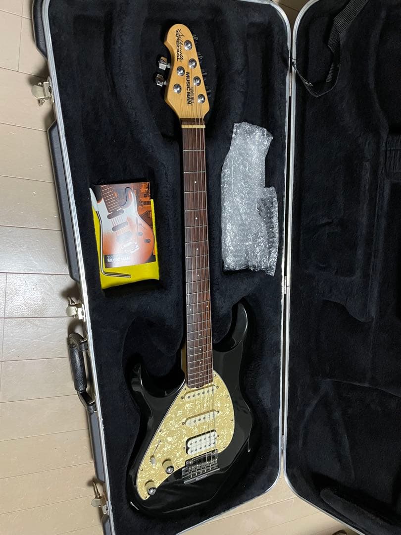 MusicMan Silhouette Special レフティ　左利き　ギター