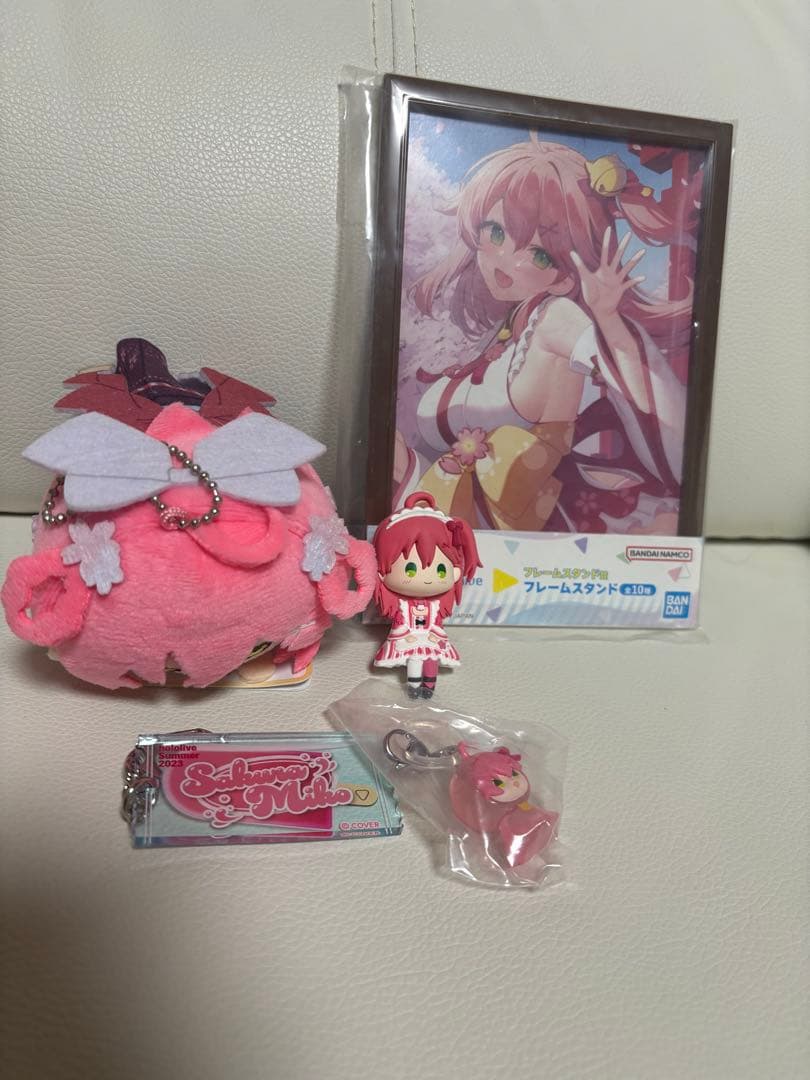 さくらみこ　フィギュア　ぬいぐるみ　アクスタ　 グッズ