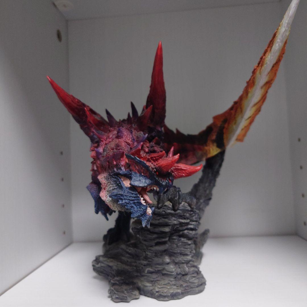大幅値下げ モンスターハンター　クリエイターズモデル　燼滅刃ディノバルド