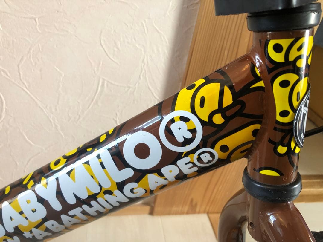 アベイシングエイプ　バランスバイク