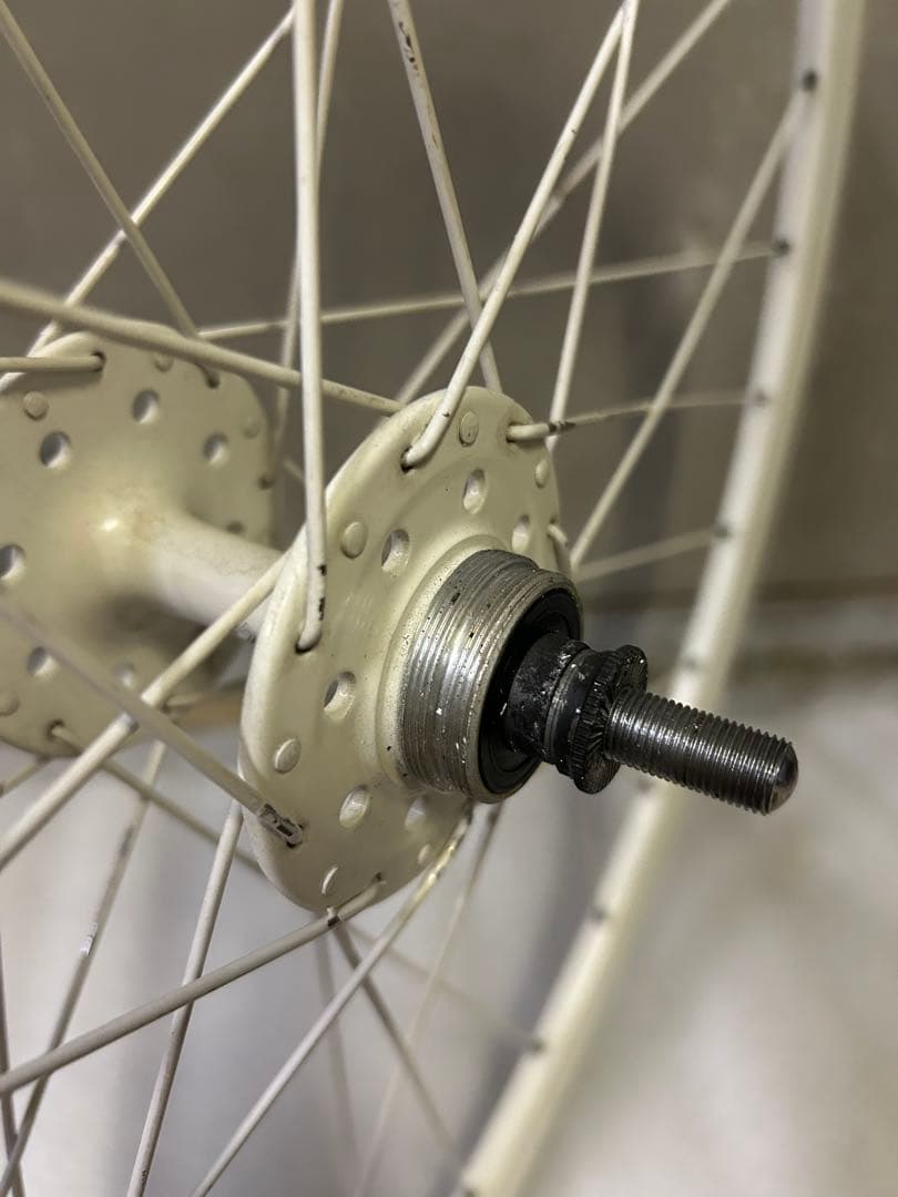 【ピスト用ホイール前輪】貴重なホワイトで映えます★