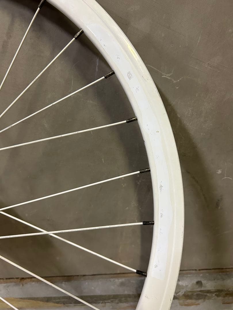 【ピスト用ホイール前輪】貴重なホワイトで映えます★