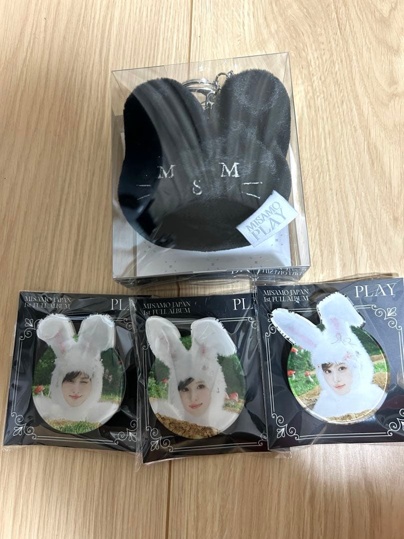 MISAMO リスニングパーティ　マスコットキーホルダー　スマホグリップ3種