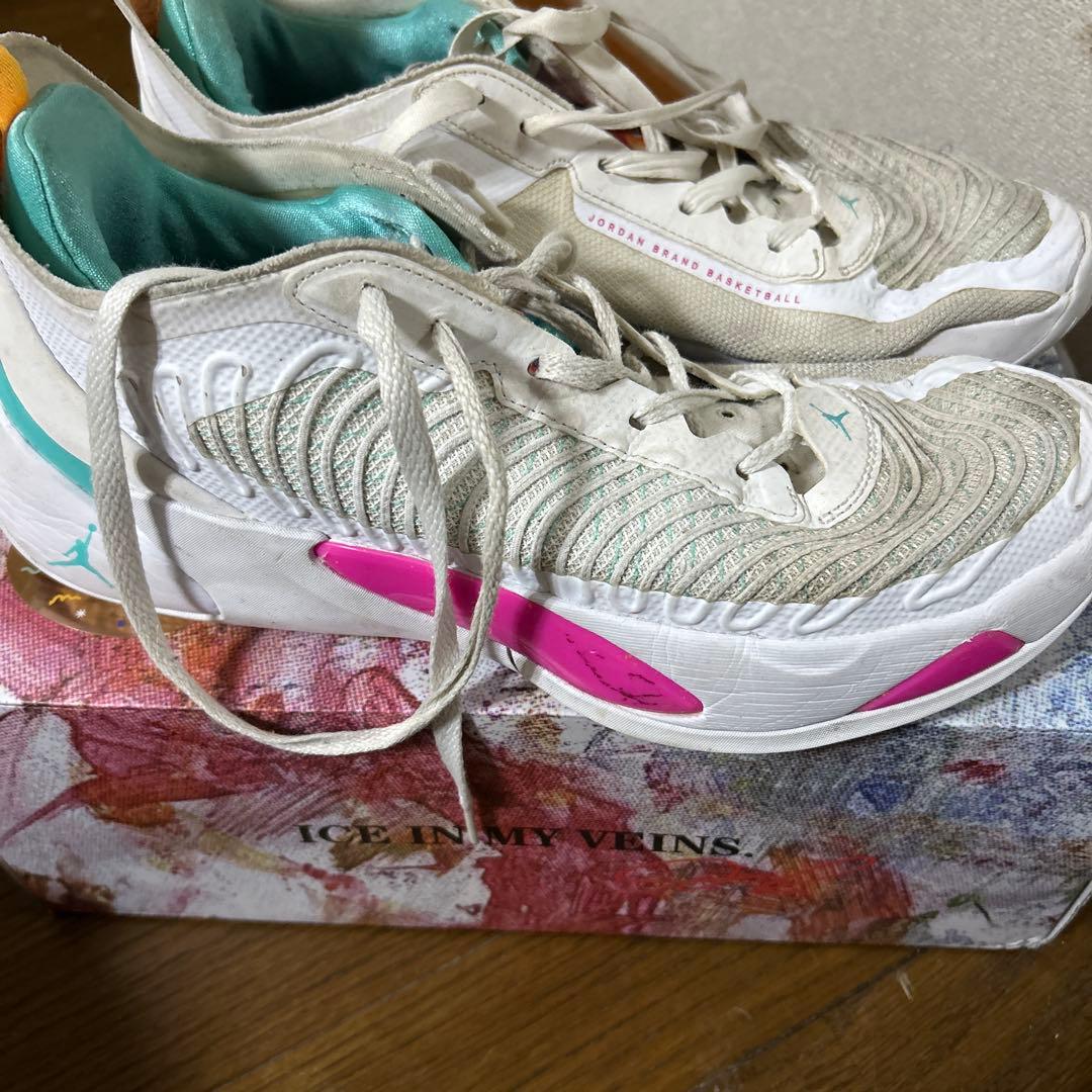 Jordan バスケットボールシューズ ホワイト/ターコイズ
