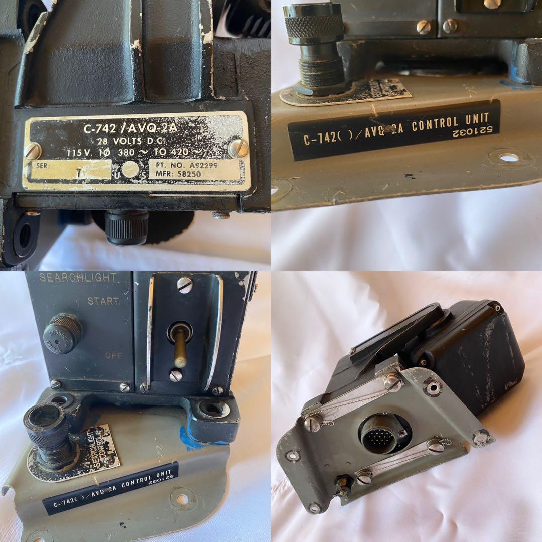 GRUMMAN S2F TRACKER サーチライトコントロールユニット　操縦桿
