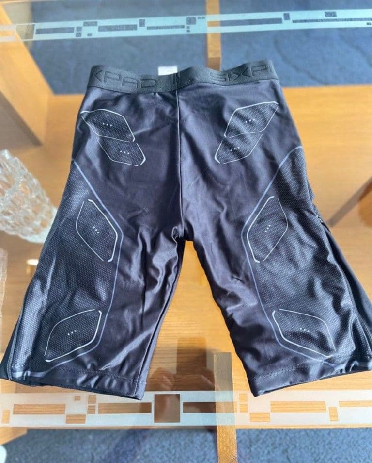 【極美品】MTG SIXPAD シックスパッド パワースーツ アブズ　上下