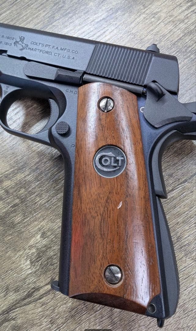 東京マルイ M1911A1 リペイント 全塗装カスタム品 戌神ころね 猫又おかゆ