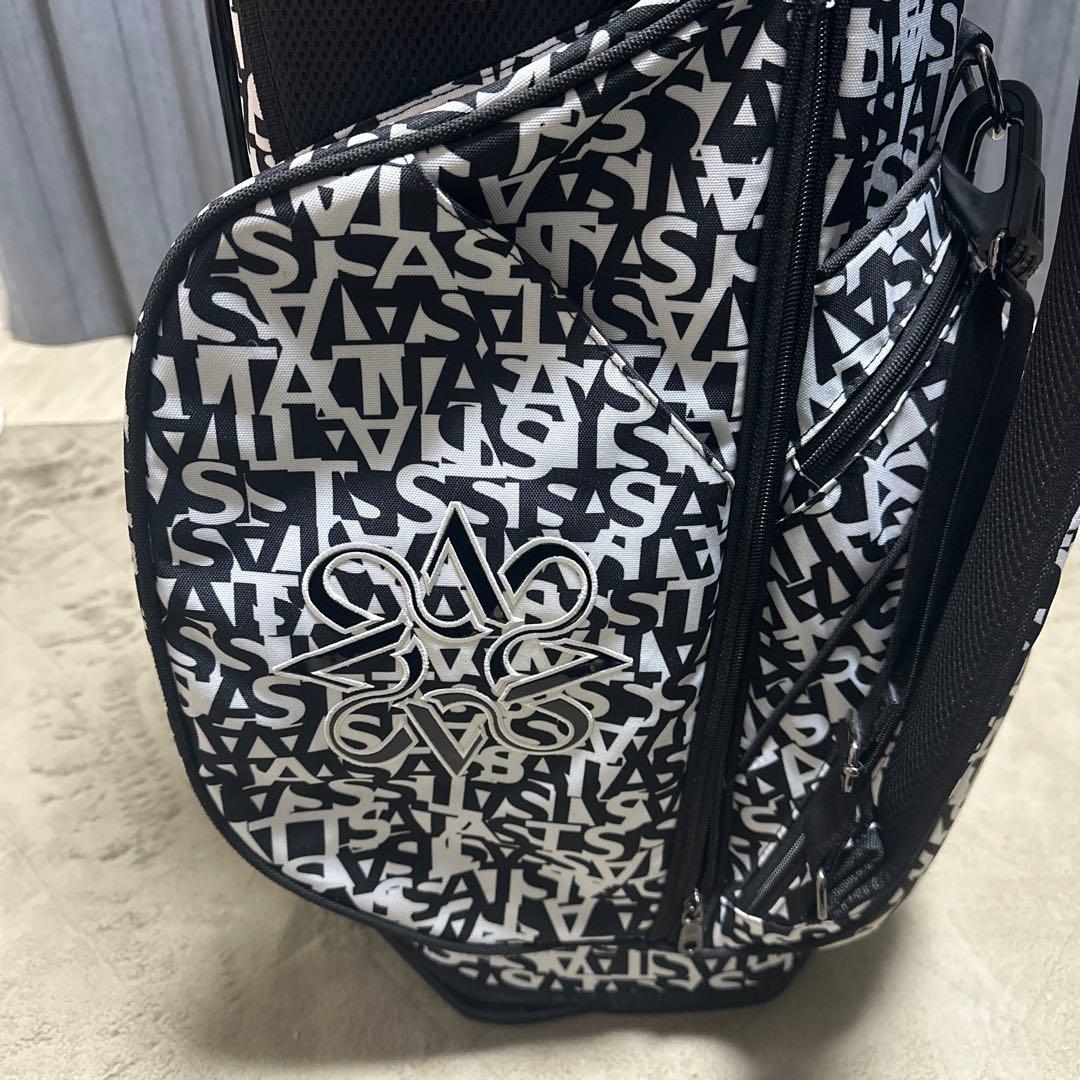 スタンド付きゴルフバッグ 白黒デザイン