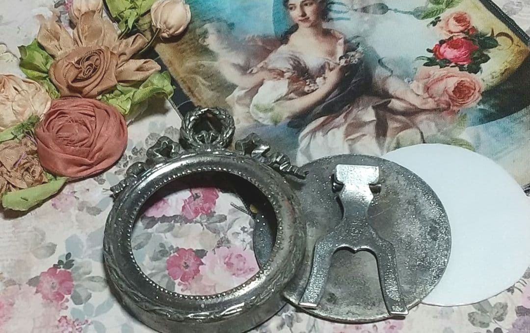 ❀フランスアンティーク　美しい リボントップ ミニ フォトフレーム♪布・カード付