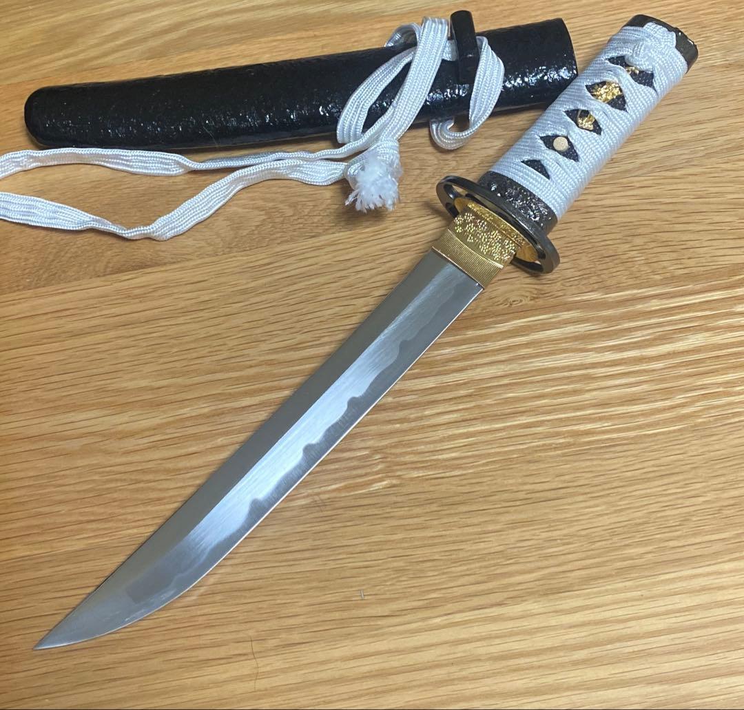 模造刀　短刀　「薬研藤四郎(やげんとうしろう)」