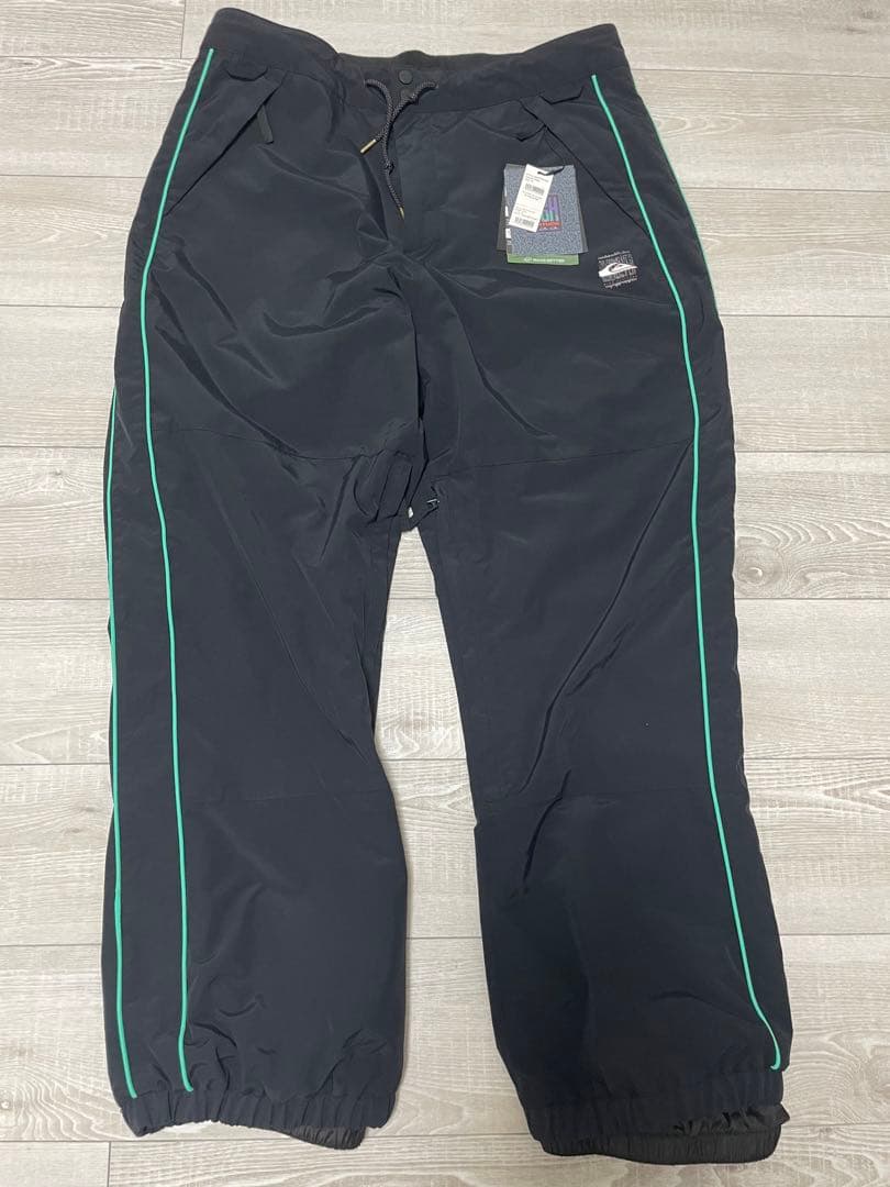 【美品　定価28,600円】クイックシルバー　ウェア パンツ