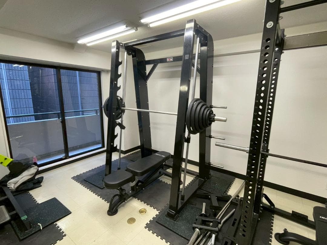 H8021☆美品☆R Inc.☆アールインク☆本格☆スミスマシン☆ベンチ付☆