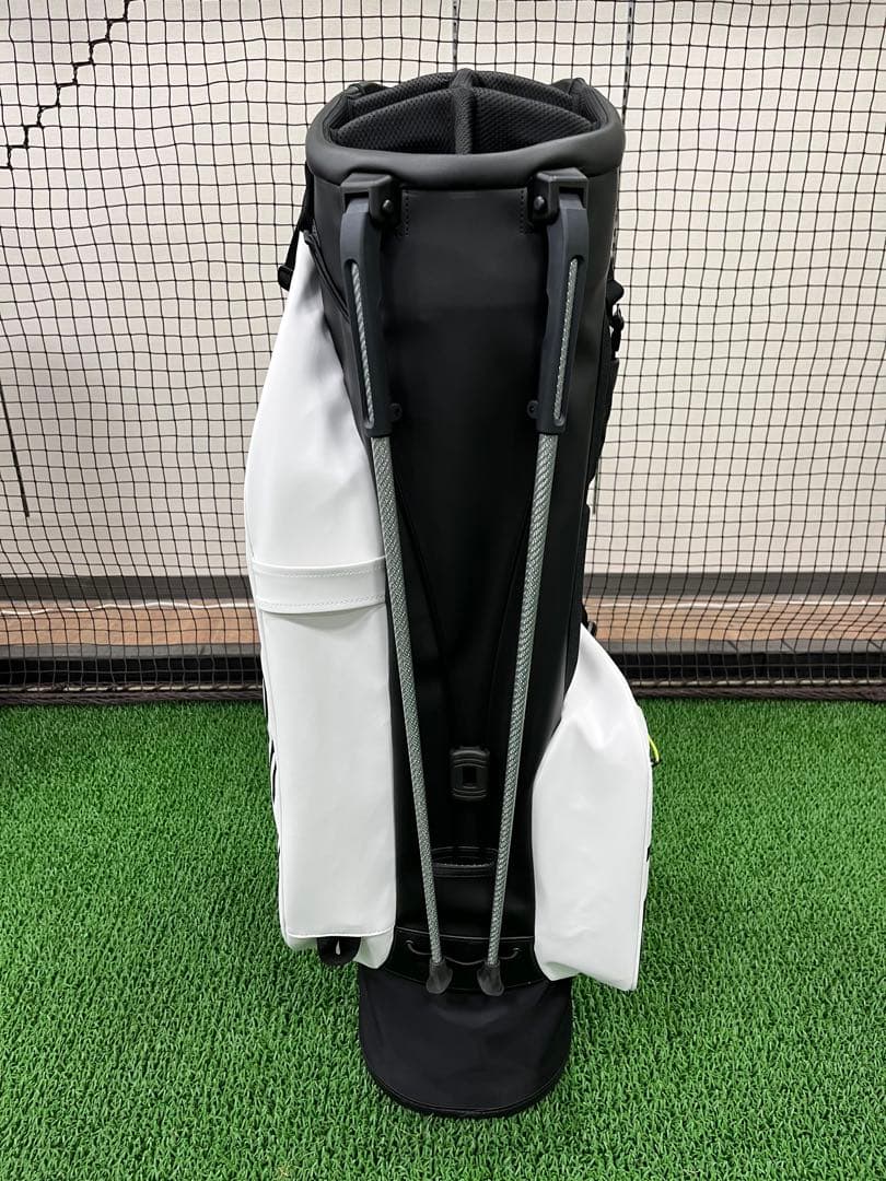 新品 ベゼル プレイヤー4.0 スタンドキャディバッグ