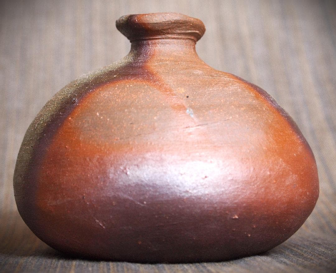 人気作家★中村和樹【師：中村真・中村六郎】★備前【窯変】徳利★共箱・布