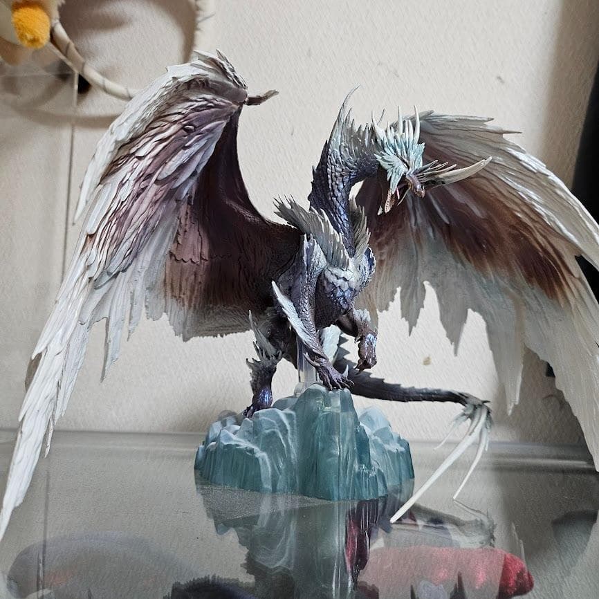 モンスターハンター　イヴェルカーナ　フィギュア　一番くじ　訳あり