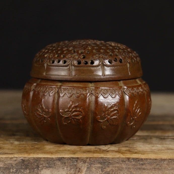 銅器 蘇工 百蝶菊帯蓋暖手炉 香炉香道具 室内香炉 装飾品 工芸品 置物