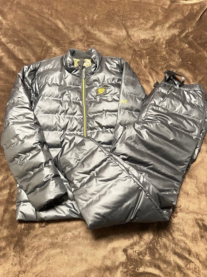 サンライン　サーモライトシームレス防寒インナースーツ　SUW-01212