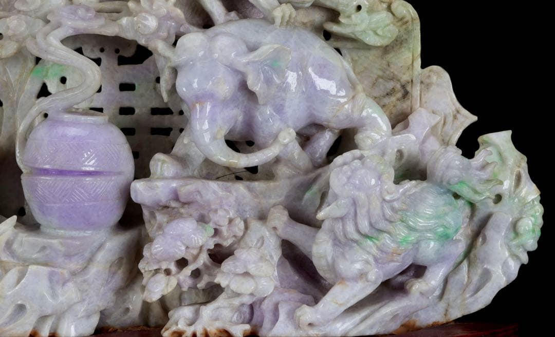 【希少美品】ラベンダー翡翠精緻彫刻置物 龍獅子象楼閣吉祥文字透かし 飾台座付