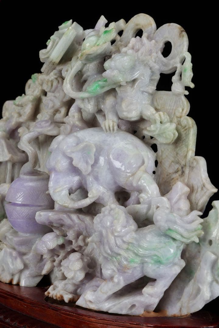 【希少美品】ラベンダー翡翠精緻彫刻置物 龍獅子象楼閣吉祥文字透かし 飾台座付