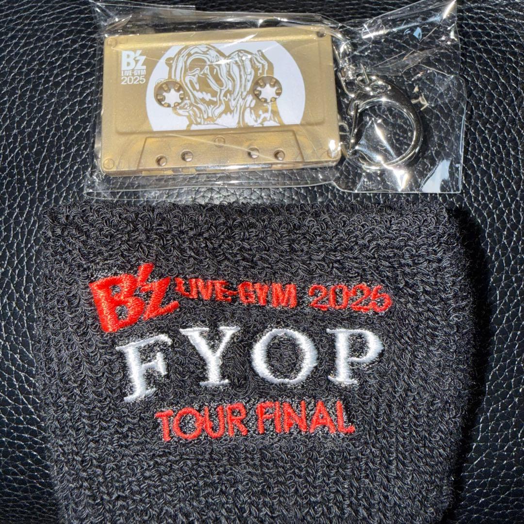 B'z 2025 ガチャ ファイナル 12/21 リストバンド カセットチャーム