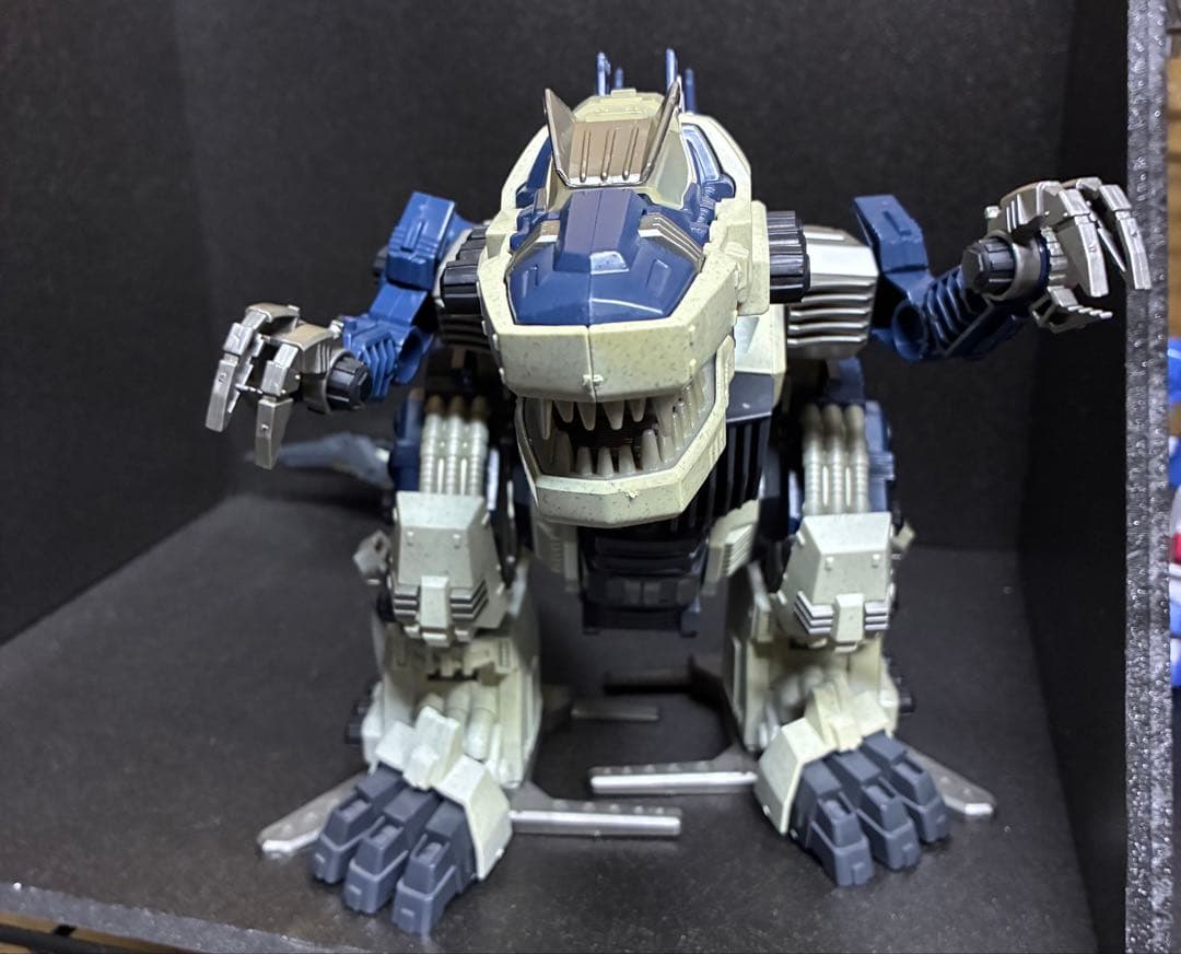 TOMY ゴジュラスギガ　ジャンク　3体セット