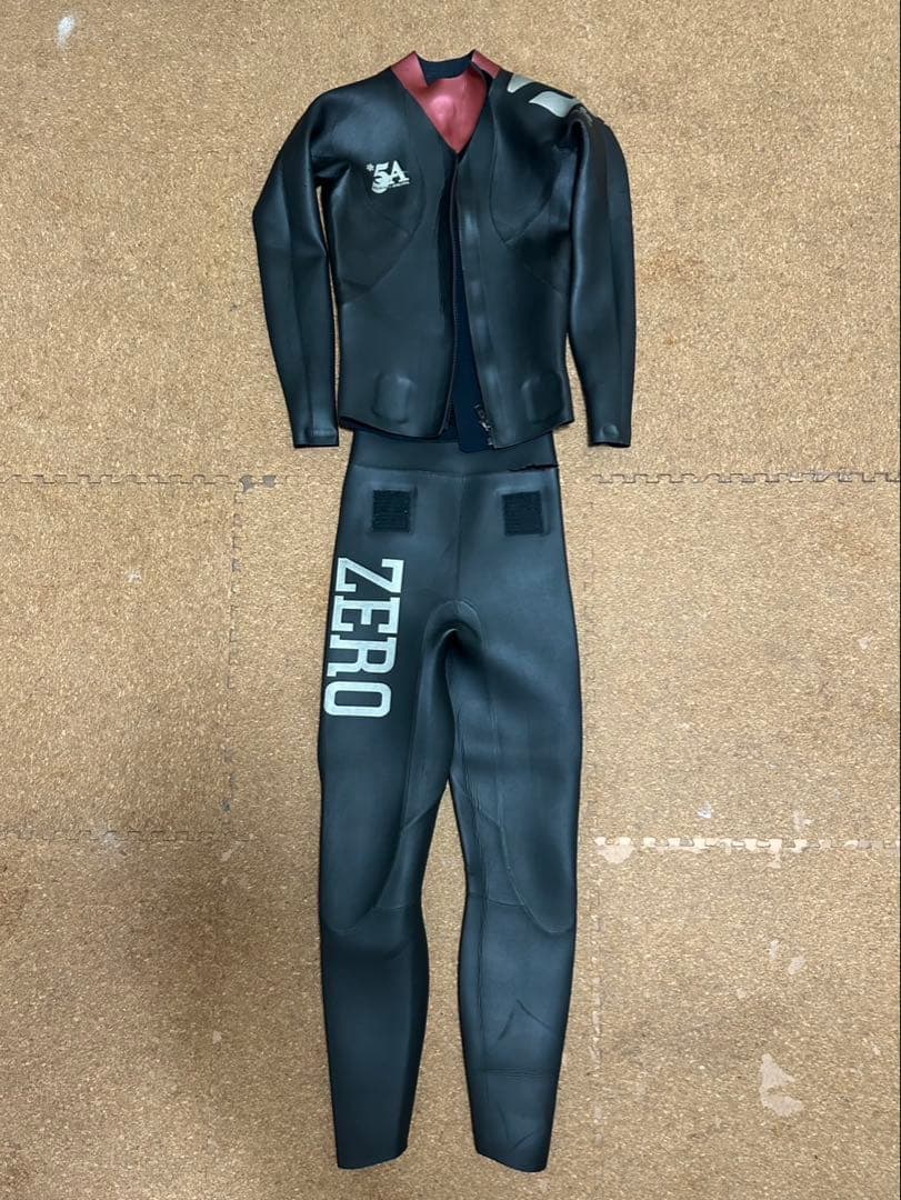 トライアスロン　ウェットスーツ　Sサイズ