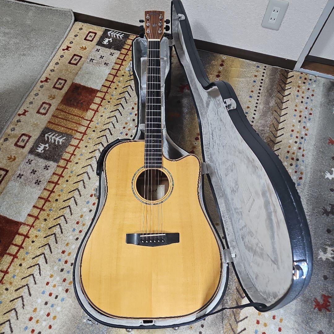 Court.MR.AS4エレアコ総単板！ 純正ハードケース付き。